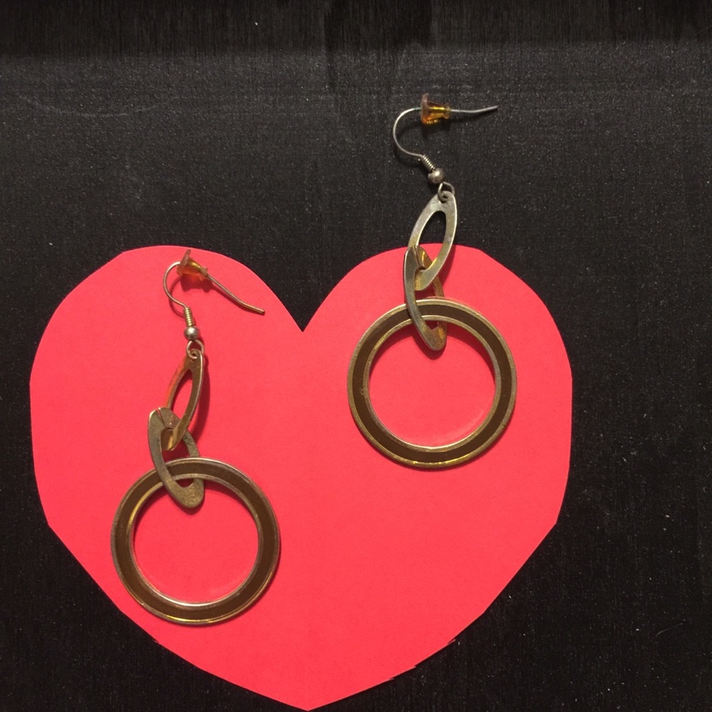 Simple hoop earrings